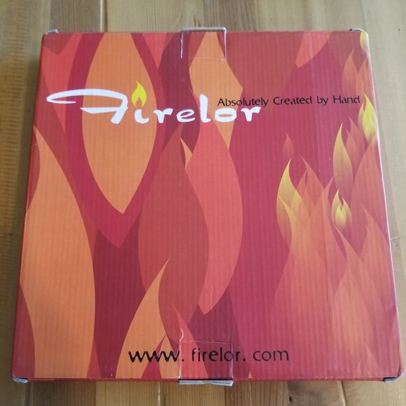 Firelor Glazed Hand Crafted Painted Turtles Ceramic Decor Tile - 7.75" x 7.75" - Picture 2 of 6